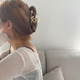 メタルローズヘアクリップ Hair younglong-seoul